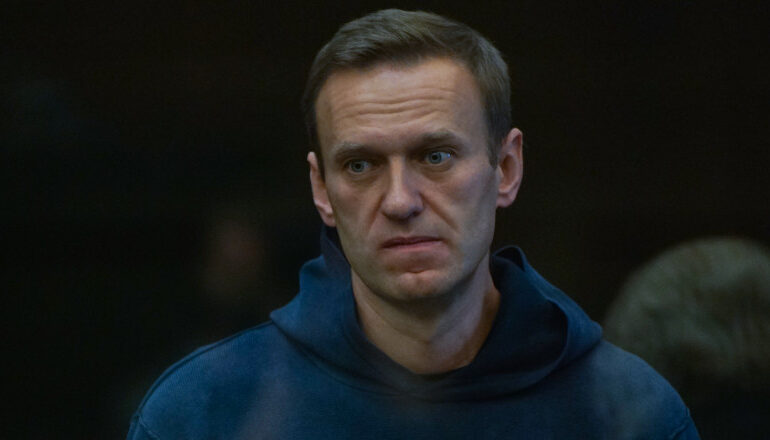 Alexei Navalnîi riscă să stea zeci de ani după gratii. Opozantul rus se confruntă cu noi acuzații de extremism