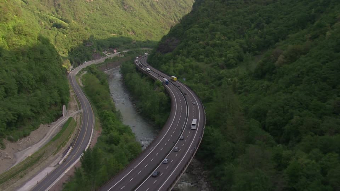 Când estimează Ministrul Transporturilor că va fi gata autostrada Comarnic-Brașov