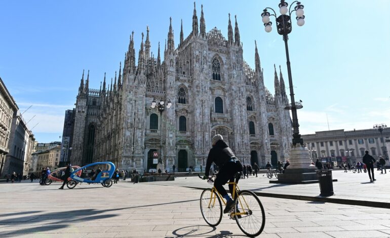 Milano interzice circulația mașinilor în centrul orașului. Alte orașe europene care interzic circulația rutieră în centre
